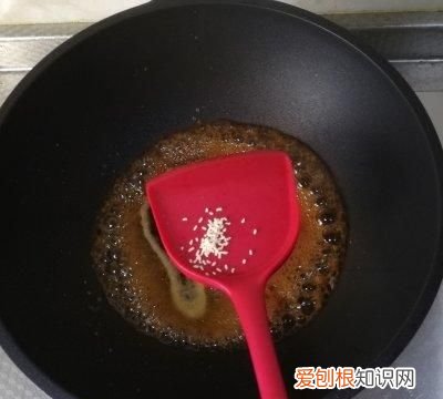 如何蒸海鲈才会嫩滑 清蒸海虾怎么做好吃又简单