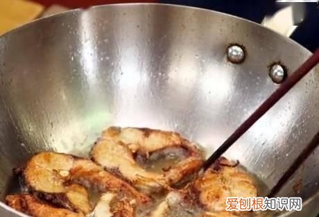 在家做一份20元不到的砂锅焗鸡腿 正宗砂锅焗鱼做法