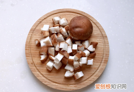 广东萝卜糕怎么做，广式蒸萝卜糕的做法和配方