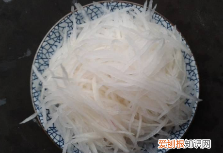 广东萝卜糕怎么做，广式蒸萝卜糕的做法和配方