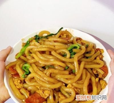 火腿鸡蛋土豆的做法,如何用土豆粉做火腿土豆粉面