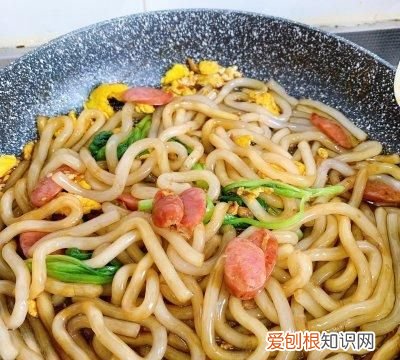 火腿鸡蛋土豆的做法,如何用土豆粉做火腿土豆粉面