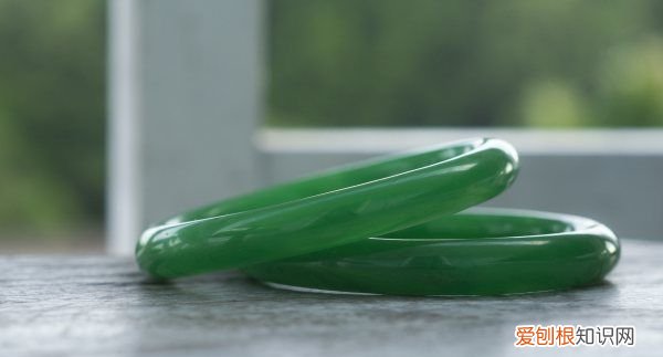 翡翠和玉的区别是什么，独龙玉与翡翠的区别是什么