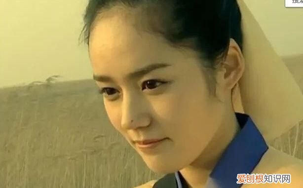 欧阳娜娜的鼻子是塌鼻子吗,欧阳娜娜鼻子侧脸