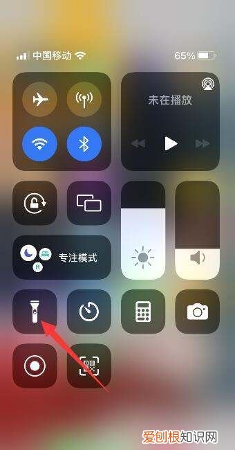 手机手电筒打不开怎么办，手机的手电筒打不开怎么回事