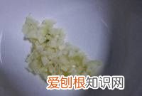 木耳肉片的做法，木耳炒肉片怎么炒嫩又好吃视频