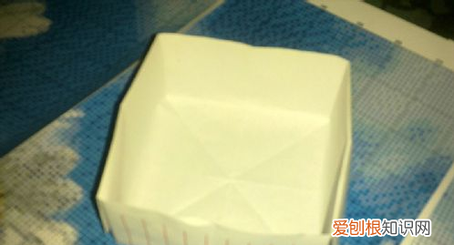 垃圾盒怎么折，如何折简易垃圾盒