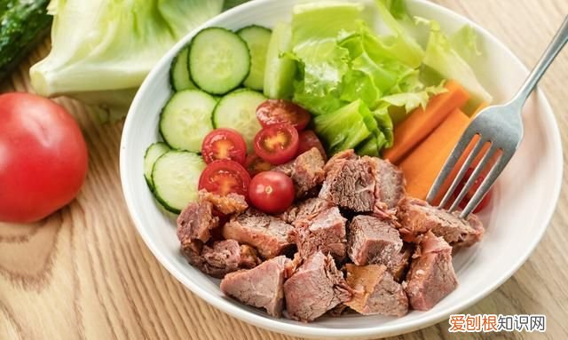 减肥不长胖的肉食排行榜,减肥必备低脂高蛋白的鸡胸肉