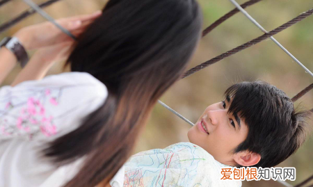 如何哄女朋友开心，如何哄自己女朋友开心