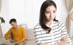 如何哄女朋友开心，如何哄自己女朋友开心