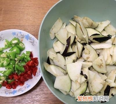 #名厨汁味，圆中秋美味# 巨下饭不吸油的烧茄子