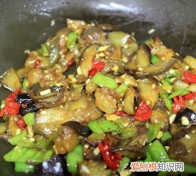 #名厨汁味，圆中秋美味# 巨下饭不吸油的烧茄子
