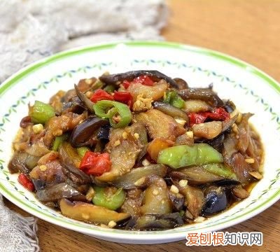 #名厨汁味，圆中秋美味# 巨下饭不吸油的烧茄子