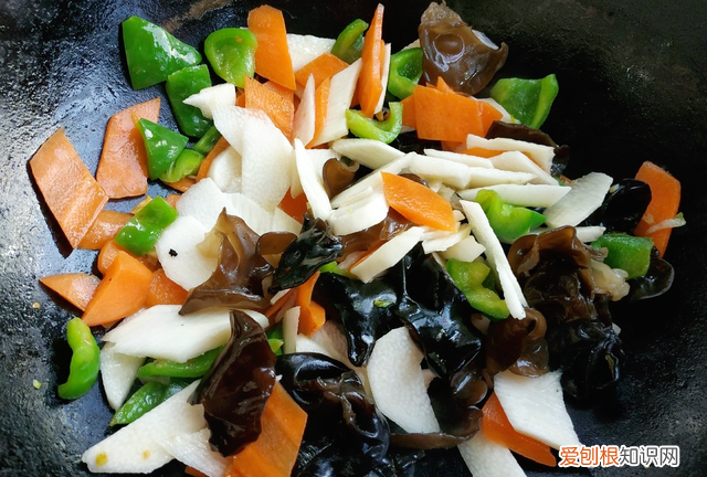 老年人必吃的六种食物有哪些 最适合老年人吃的7种食物