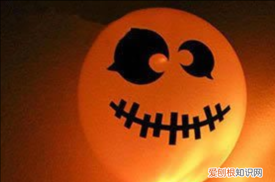 如何用气球制作有趣的玩具，怎样能做一个以气球作动力的小车呢
