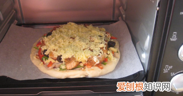 烤箱烤披萨的家常做法，烤箱怎么烤披萨半成品