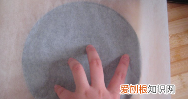 烤箱烤披萨的家常做法，烤箱怎么烤披萨半成品