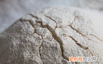 如何防止面粉受潮结块