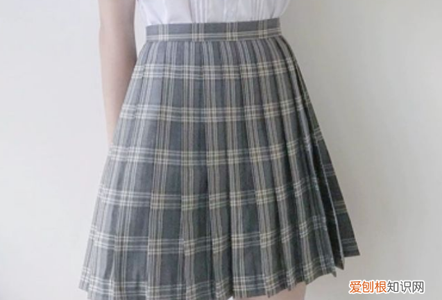 怎么把假jk的褶子变得锋利 jk炸褶是怎么回事