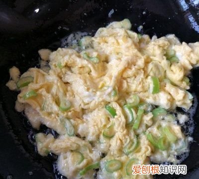 好吃的黄花木耳炒鸡蛋,是不是很有食欲呀