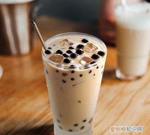 怎么在家做奶茶,在家怎么自制奶茶简单做法