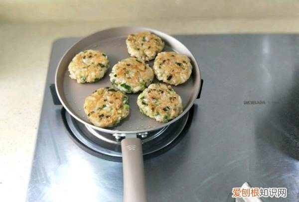 简单好吃炸藕饼的做法，藕饼怎么做好吃又简单窍门