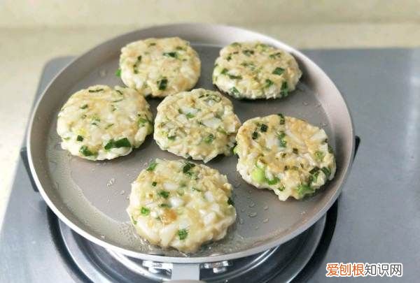 简单好吃炸藕饼的做法，藕饼怎么做好吃又简单窍门
