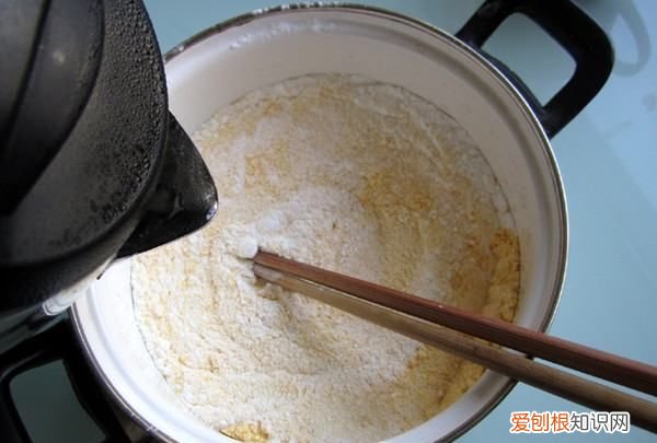 粘窝窝的做法，黄米面粘窝窝的做法大全家常