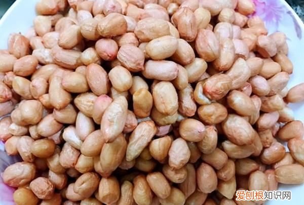 花生米凉拌怎么做，凉拌蔬菜花生米怎么做