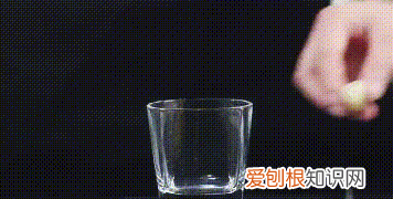 切勿小看它!一起走进干冰的世界英语