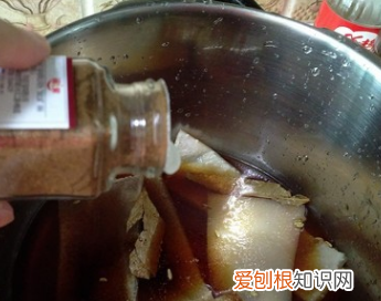 猪肉皮怎么用刀切，猪皮很难切是什么原因