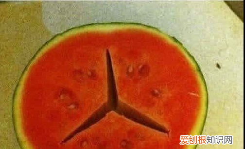 硬卧和软卧是什么车