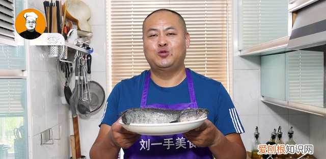 滑炒鱼片的家常做法,出锅滑嫩鲜香,很适合老人和小孩吃