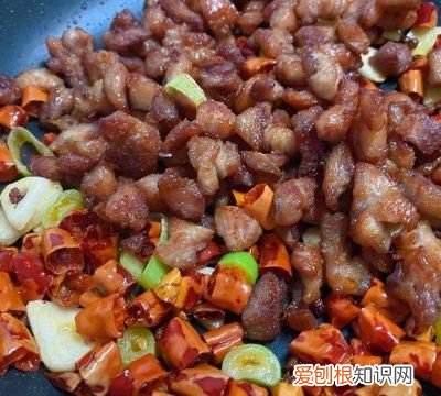 最简单辣子鸡丁的家常做法