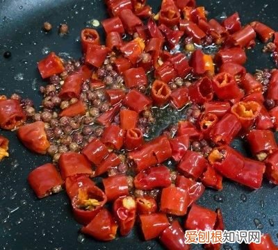 最简单辣子鸡丁的家常做法