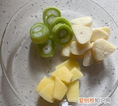 最简单辣子鸡丁的家常做法