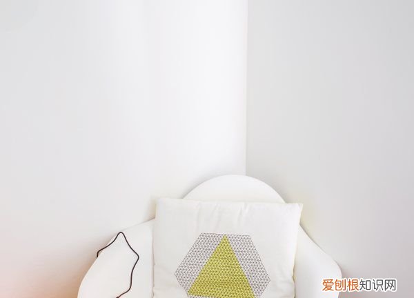 电压不稳怎么解决,家里的电压不稳定怎么办