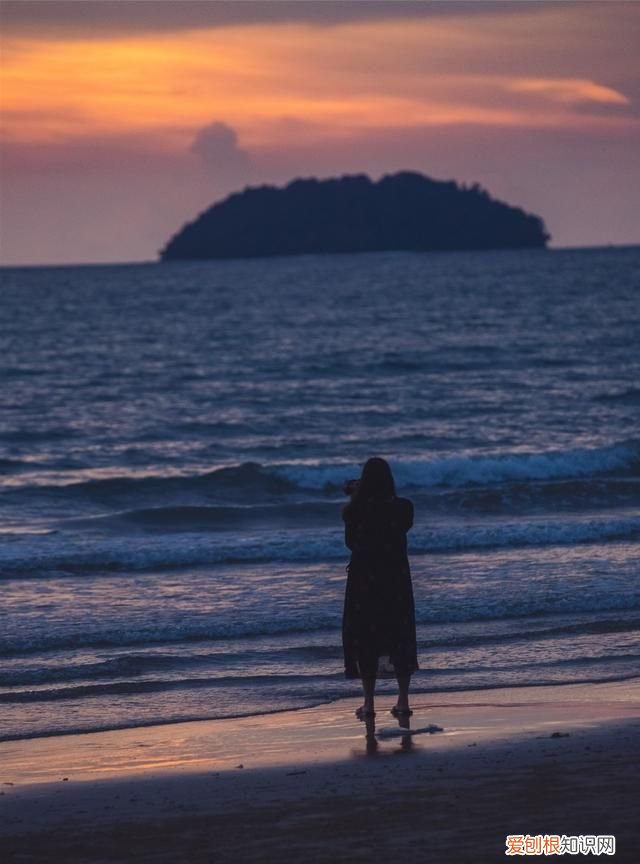 全球经典的十大奇美海滩旅游必去 世界十大最美日落海滩长滩