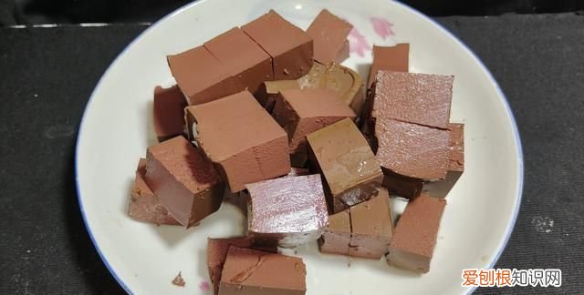 韭菜炒鸭血做法步骤,韭菜鸭血肉末怎么烧