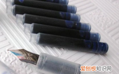 墨囊怎么用，钢笔怎么使用墨囊