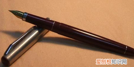 墨囊怎么用，钢笔怎么使用墨囊