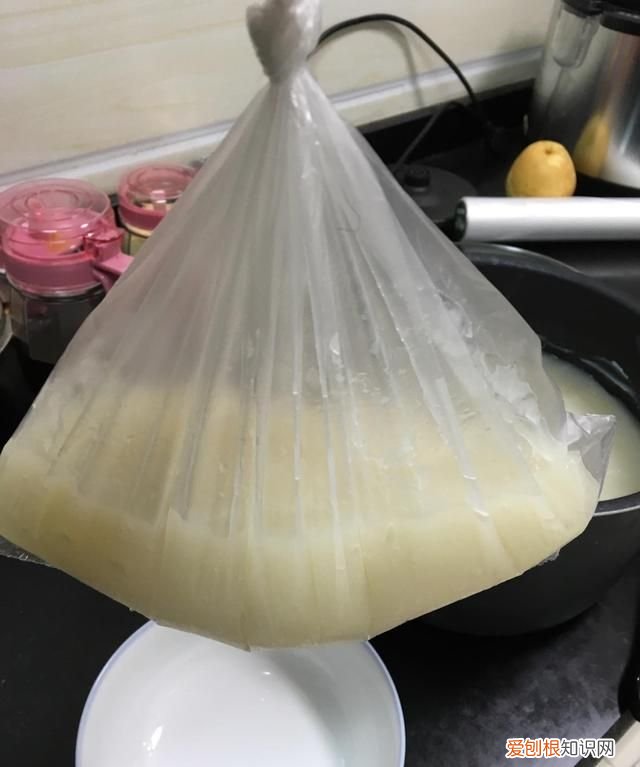 高汤熬好后如何一直加热,高汤的储存与熬制方法