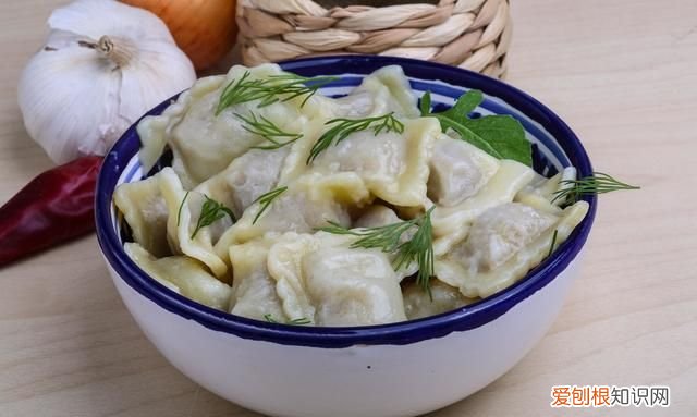 青海酸汤饺子怎么做 家庭版酸汤饺子的酸汤做法