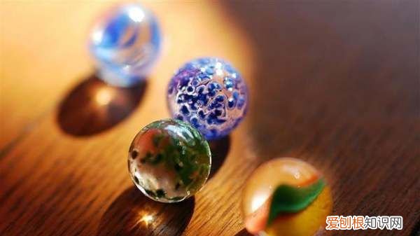 为什么楼上会传来弹珠的声音