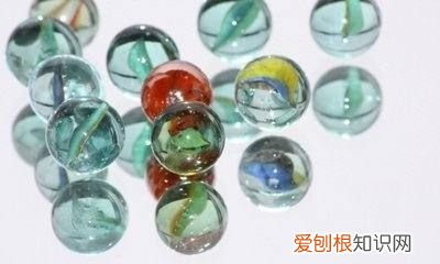 为什么楼上会传来弹珠的声音