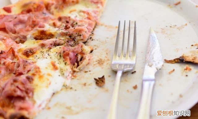 隔夜菜放冰箱能不能吃,专家实验后说出了实情