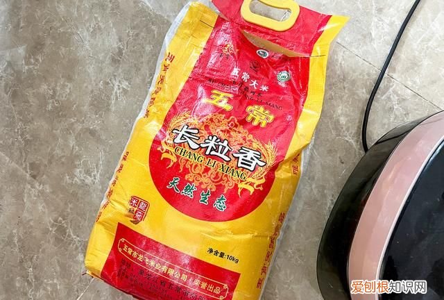 电饭煲和电压力锅哪个适合家用