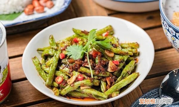 你做菜时会提前焯水吗,煮菠菜汤需要提前焯水吗