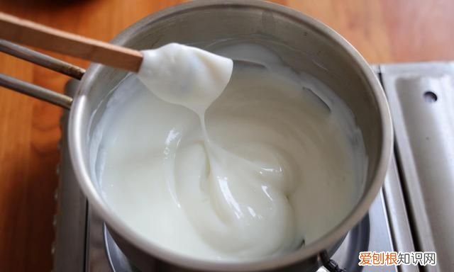 纯牛奶简单小甜品不用烤箱和锅,用鸡蛋和牛奶做甜品不用烤箱
