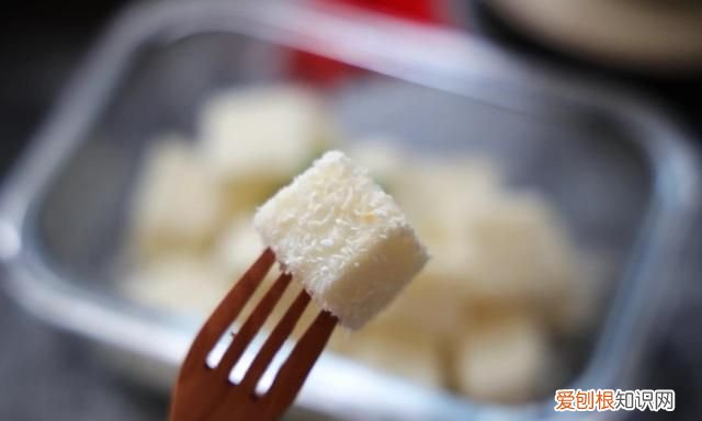 纯牛奶简单小甜品不用烤箱和锅,用鸡蛋和牛奶做甜品不用烤箱